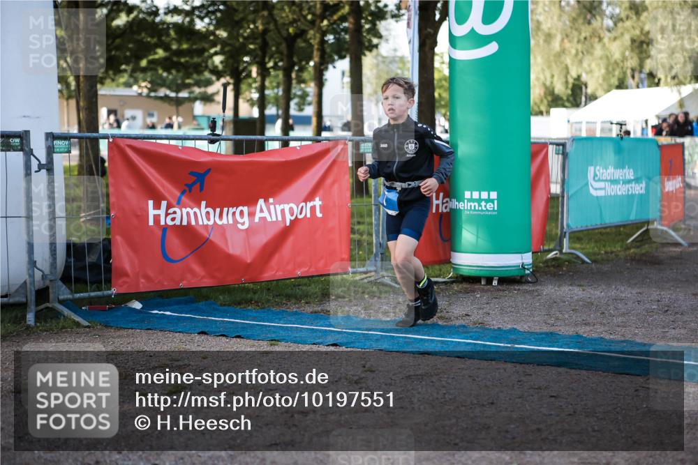 06.09.2026 - 20. Norderstedt Triathlon H.Heesch http://msf.ph/oto/10197551 06.09.2026 09:11:15 Ziel 1, 3, 33 meine-sportfotos.de