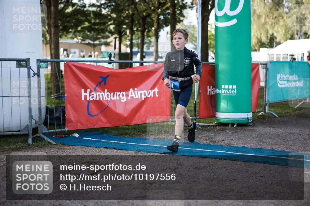 06.09.2026 - 20. Norderstedt Triathlon H.Heesch http://msf.ph/oto/10197556 06.09.2026 09:11:16 Ziel 1, 3, 33 meine-sportfotos.de