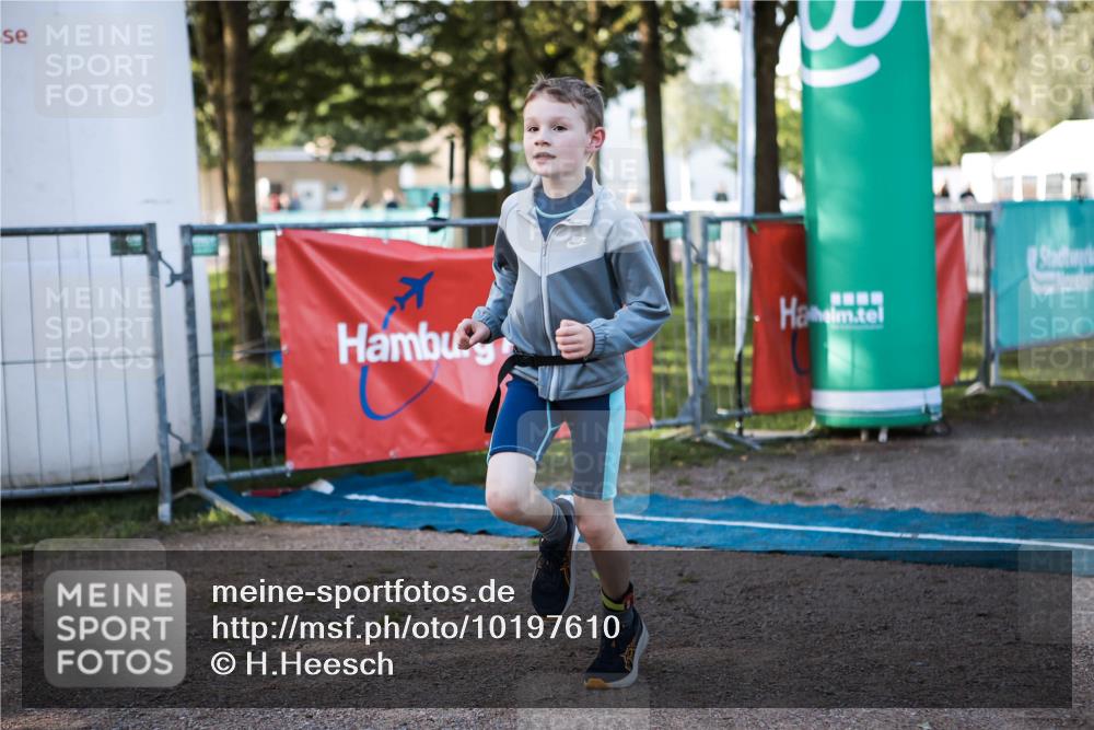 06.09.2026 - 20. Norderstedt Triathlon H.Heesch http://msf.ph/oto/10197610 06.09.2026 09:11:23 Ziel 1, 2 meine-sportfotos.de