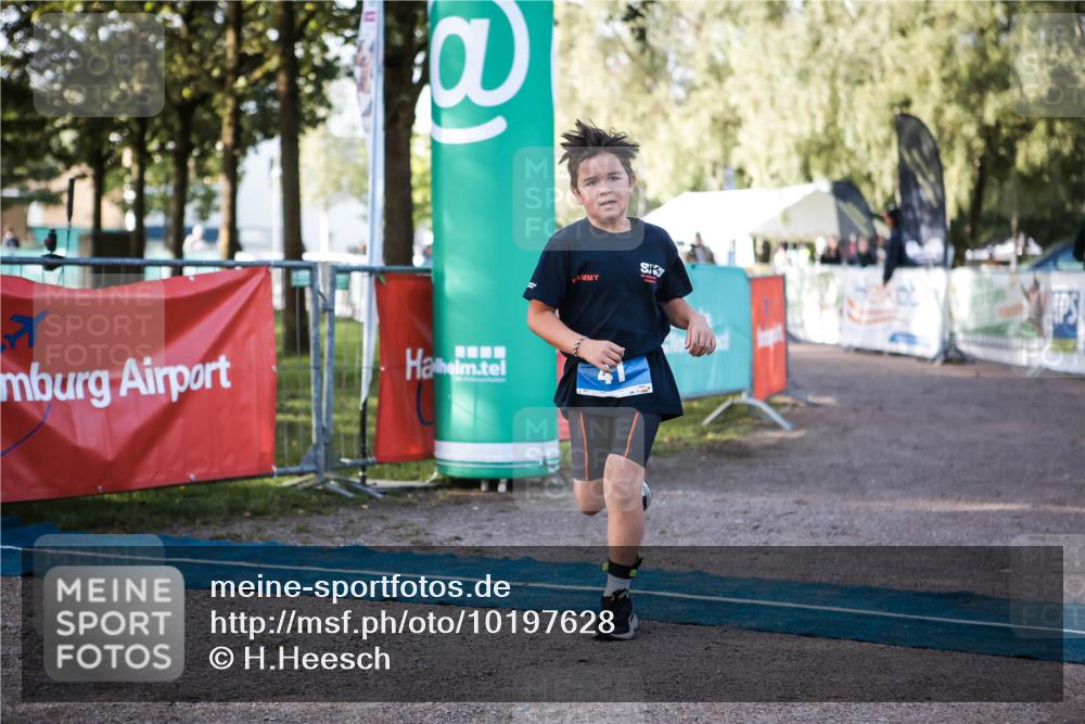 06.09.2026 - 20. Norderstedt Triathlon H.Heesch http://msf.ph/oto/10197628 06.09.2026 09:11:36 Ziel 41 meine-sportfotos.de