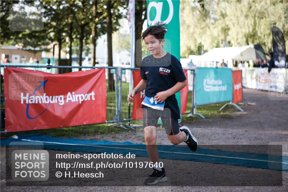 06.09.2026 - 20. Norderstedt Triathlon H.Heesch http://msf.ph/oto/10197640 06.09.2026 09:11:36 Ziel 41 meine-sportfotos.de
