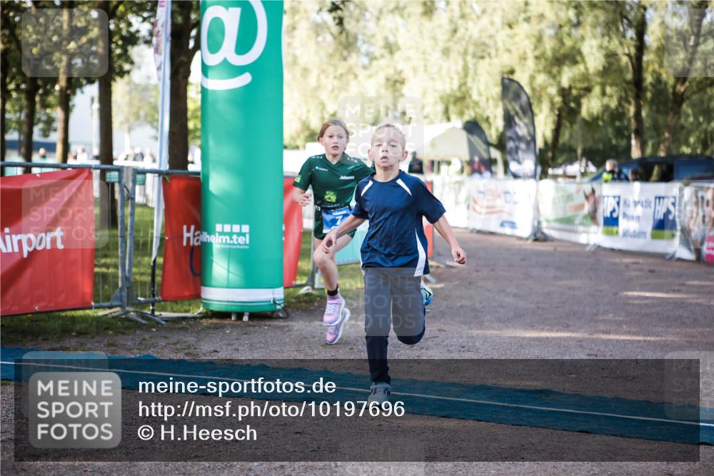 06.09.2026 - 20. Norderstedt Triathlon H.Heesch http://msf.ph/oto/10197696 06.09.2026 09:11:54 Ziel 5, 7, 24 meine-sportfotos.de