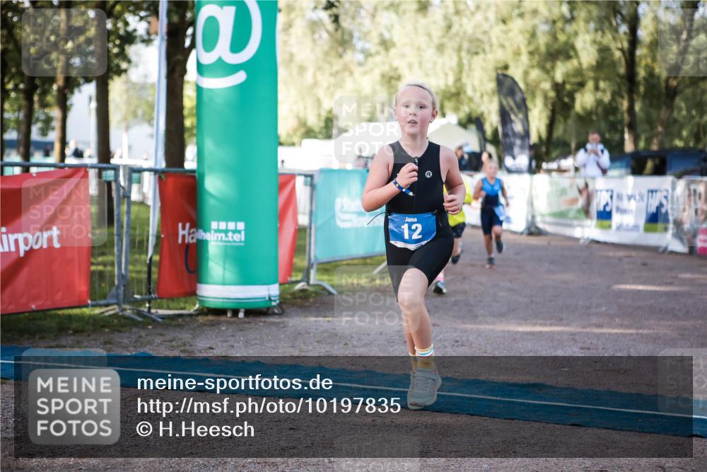 06.09.2026 - 20. Norderstedt Triathlon H.Heesch http://msf.ph/oto/10197835 06.09.2026 09:12:34 Ziel 12, 21, 29 meine-sportfotos.de