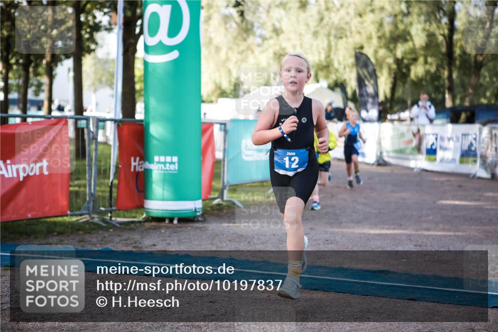 06.09.2026 - 20. Norderstedt Triathlon H.Heesch http://msf.ph/oto/10197837 06.09.2026 09:12:35 Ziel 12, 21, 29 meine-sportfotos.de