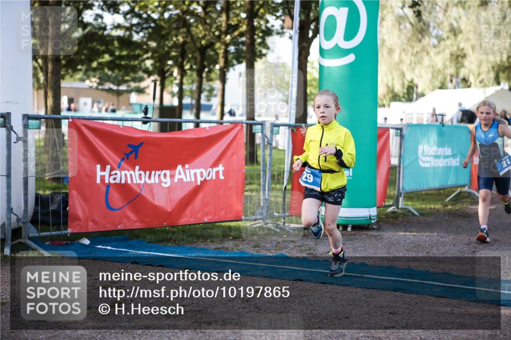 06.09.2026 - 20. Norderstedt Triathlon H.Heesch http://msf.ph/oto/10197865 06.09.2026 09:12:36 Ziel 12, 21, 29 meine-sportfotos.de