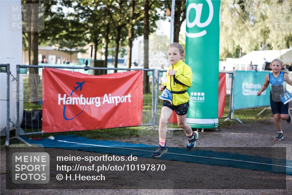 06.09.2026 - 20. Norderstedt Triathlon H.Heesch http://msf.ph/oto/10197870 06.09.2026 09:12:36 Ziel 12, 21, 29 meine-sportfotos.de