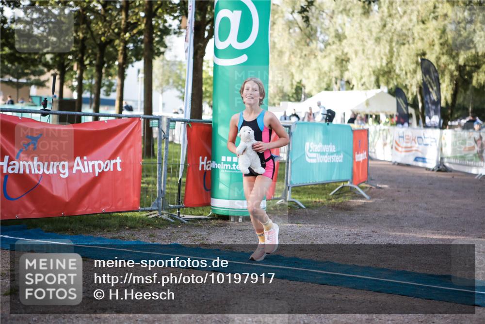 06.09.2026 - 20. Norderstedt Triathlon H.Heesch http://msf.ph/oto/10197917 06.09.2026 09:12:51 Ziel 17 meine-sportfotos.de