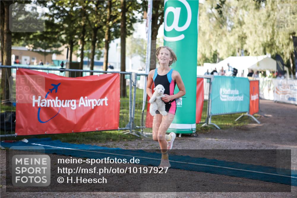 06.09.2026 - 20. Norderstedt Triathlon H.Heesch http://msf.ph/oto/10197927 06.09.2026 09:12:51 Ziel 17 meine-sportfotos.de