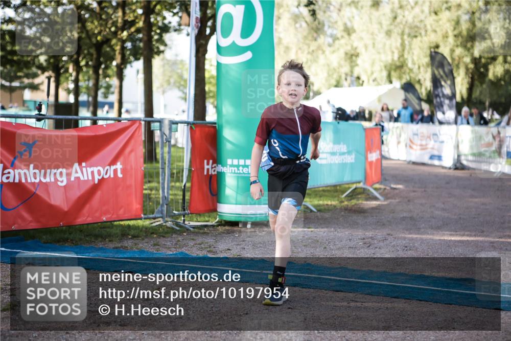 06.09.2026 - 20. Norderstedt Triathlon H.Heesch http://msf.ph/oto/10197954 06.09.2026 09:13:04 Ziel 20, 38 meine-sportfotos.de