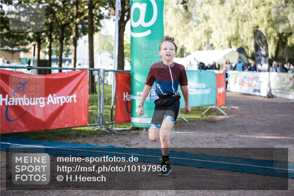 06.09.2026 - 20. Norderstedt Triathlon H.Heesch http://msf.ph/oto/10197956 06.09.2026 09:13:04 Ziel 20, 38 meine-sportfotos.de