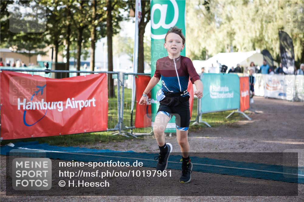 06.09.2026 - 20. Norderstedt Triathlon H.Heesch http://msf.ph/oto/10197961 06.09.2026 09:13:05 Ziel 20, 38 meine-sportfotos.de