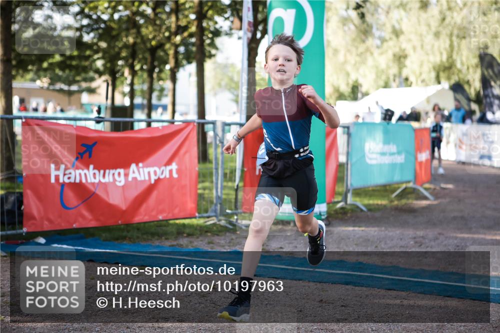06.09.2026 - 20. Norderstedt Triathlon H.Heesch http://msf.ph/oto/10197963 06.09.2026 09:13:05 Ziel 20, 38 meine-sportfotos.de