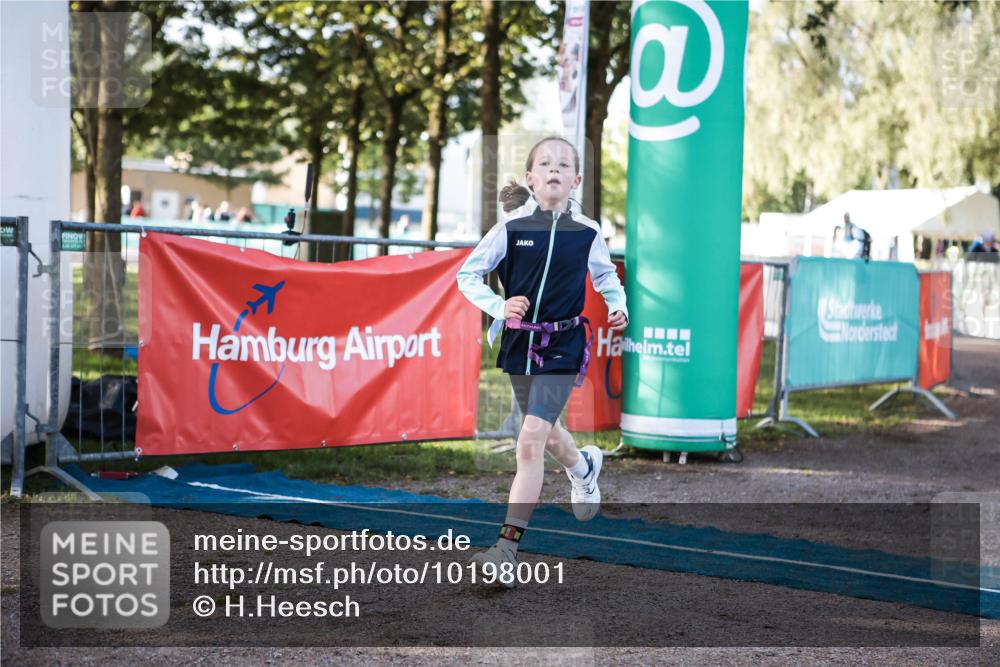 06.09.2026 - 20. Norderstedt Triathlon H.Heesch http://msf.ph/oto/10198001 06.09.2026 09:13:09 Ziel 20, 26, 38 meine-sportfotos.de
