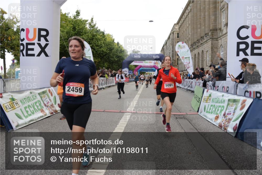 06.09.2026 - CURREX Alsterlauf Yannick Fuchs http://msf.ph/oto/10198011 06.09.2026 10:07:01 Ziel 2148, 2355, 2459, 2934, 2963, 3103, 3303, 3376, 3656, 3943, 3945, 5073, 5091, 5527, 5792, 5937, 8276 meine-sportfotos.de