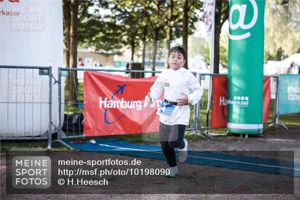 06.09.2026 - 20. Norderstedt Triathlon H.Heesch http://msf.ph/oto/10198090 06.09.2026 09:13:19 Ziel 4 meine-sportfotos.de