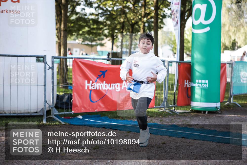 06.09.2026 - 20. Norderstedt Triathlon H.Heesch http://msf.ph/oto/10198094 06.09.2026 09:13:19 Ziel 4 meine-sportfotos.de