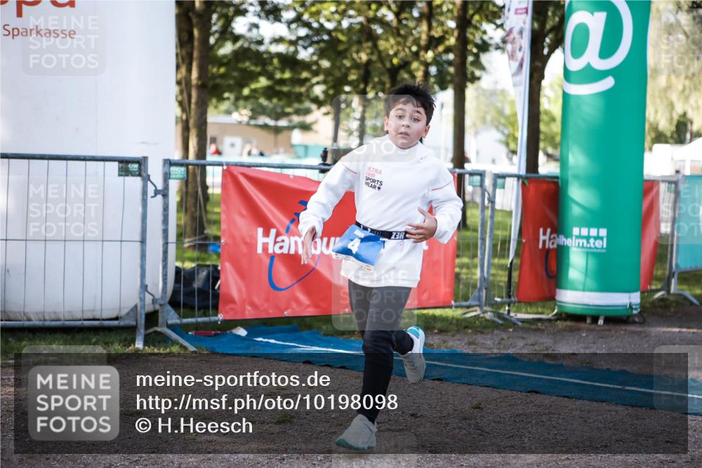 06.09.2026 - 20. Norderstedt Triathlon H.Heesch http://msf.ph/oto/10198098 06.09.2026 09:13:19 Ziel 4 meine-sportfotos.de