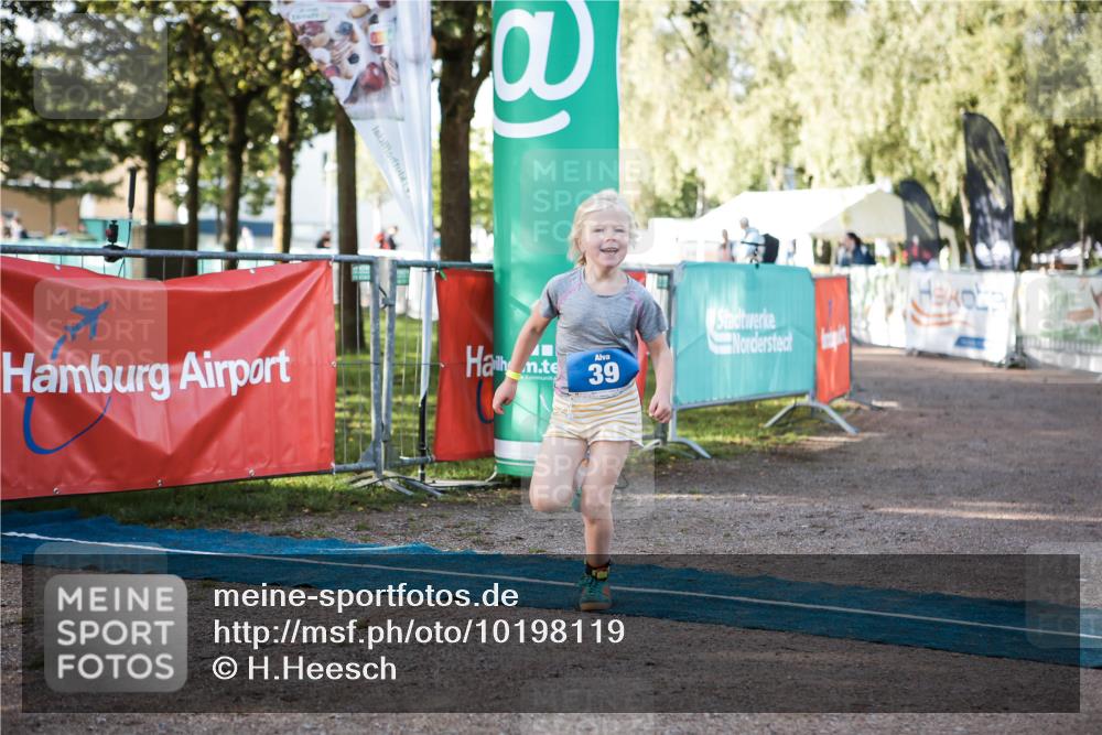 06.09.2026 - 20. Norderstedt Triathlon H.Heesch http://msf.ph/oto/10198119 06.09.2026 09:13:49 Ziel 39 meine-sportfotos.de