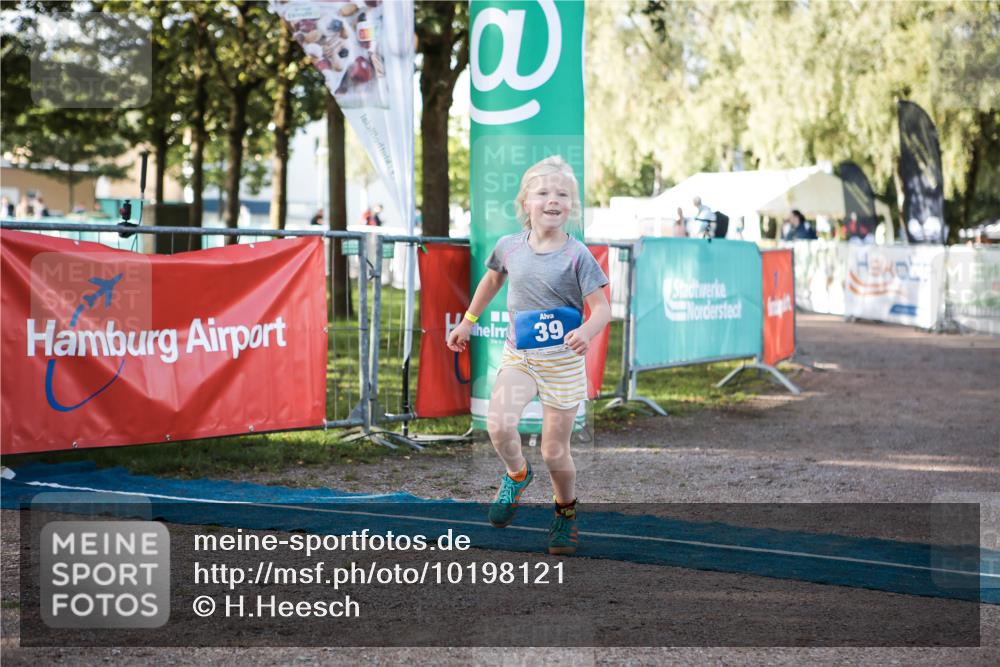 06.09.2026 - 20. Norderstedt Triathlon H.Heesch http://msf.ph/oto/10198121 06.09.2026 09:13:49 Ziel 39 meine-sportfotos.de