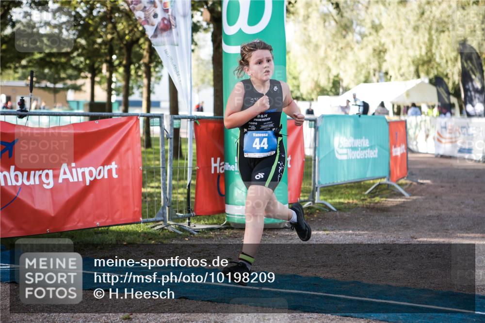 06.09.2026 - 20. Norderstedt Triathlon H.Heesch http://msf.ph/oto/10198209 06.09.2026 09:14:12 Ziel 44 meine-sportfotos.de
