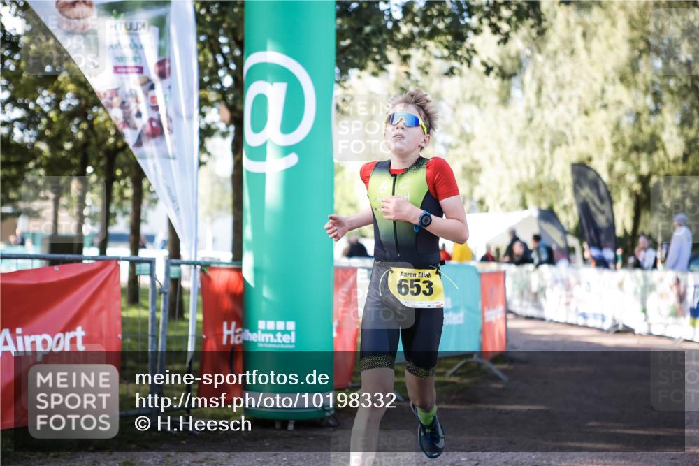 06.09.2026 - 20. Norderstedt Triathlon H.Heesch http://msf.ph/oto/10198332 06.09.2026 09:44:22 Ziel 653 meine-sportfotos.de