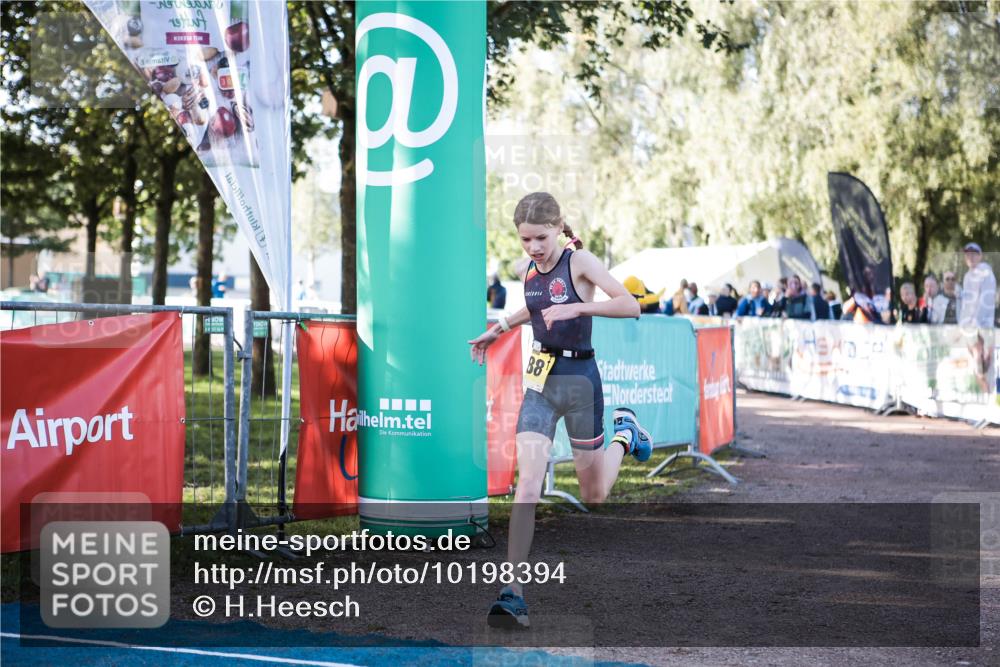 06.09.2026 - 20. Norderstedt Triathlon H.Heesch http://msf.ph/oto/10198394 06.09.2026 09:44:32 Ziel 626, 688 meine-sportfotos.de