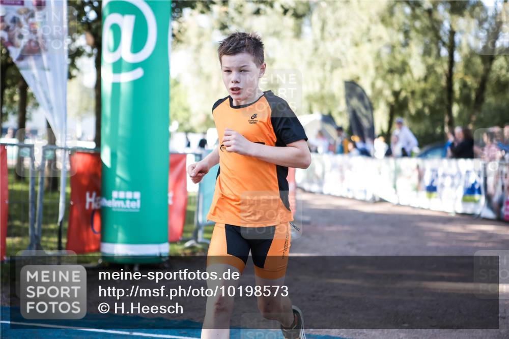 06.09.2026 - 20. Norderstedt Triathlon H.Heesch http://msf.ph/oto/10198573 06.09.2026 09:45:47 Ziel 651 meine-sportfotos.de