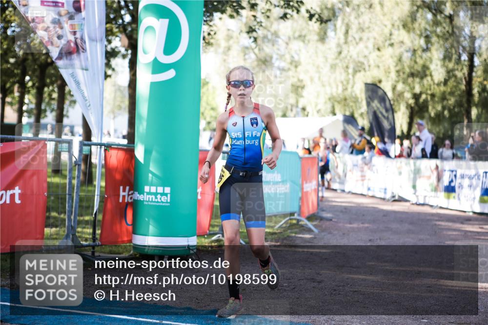 06.09.2026 - 20. Norderstedt Triathlon H.Heesch http://msf.ph/oto/10198599 06.09.2026 09:45:58 Ziel 604, 613, 621, 655, 695 meine-sportfotos.de