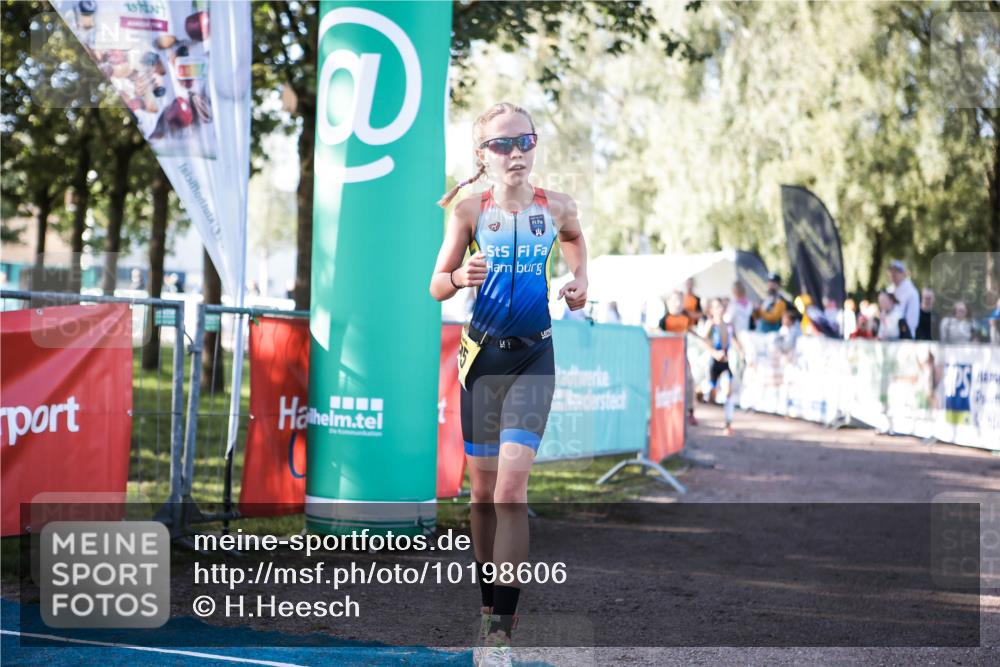 06.09.2026 - 20. Norderstedt Triathlon H.Heesch http://msf.ph/oto/10198606 06.09.2026 09:45:58 Ziel 604, 613, 621, 655, 695 meine-sportfotos.de