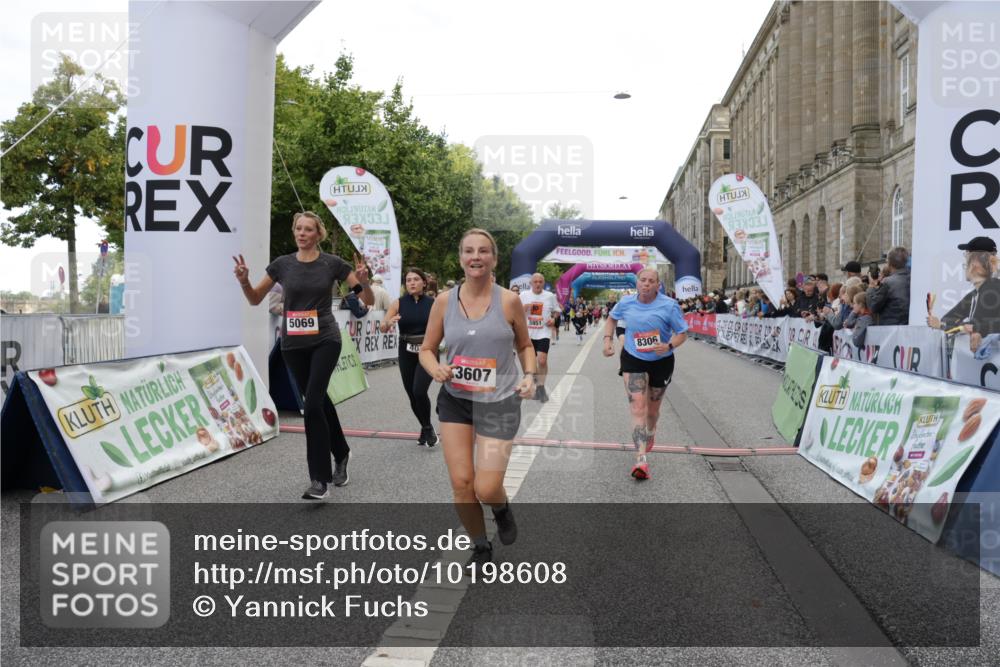06.09.2026 - CURREX Alsterlauf Yannick Fuchs http://msf.ph/oto/10198608 06.09.2026 10:07:09 Ziel 2148, 2355, 3103, 3376, 3607, 4078, 4140, 5069, 5792, 5937, 5951, 6214, 8303, 8306 meine-sportfotos.de