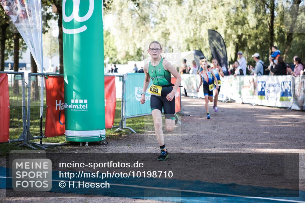 06.09.2026 - 20. Norderstedt Triathlon H.Heesch http://msf.ph/oto/10198710 06.09.2026 09:46:33 Ziel 631, 638, 677 meine-sportfotos.de