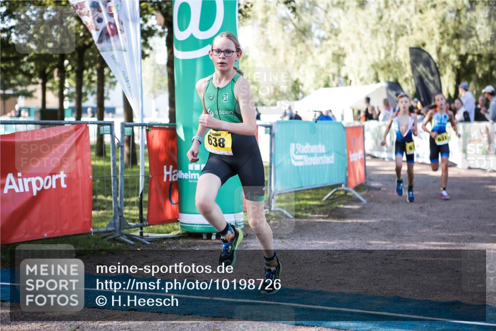 06.09.2026 - 20. Norderstedt Triathlon H.Heesch http://msf.ph/oto/10198726 06.09.2026 09:46:34 Ziel 631, 638, 677 meine-sportfotos.de