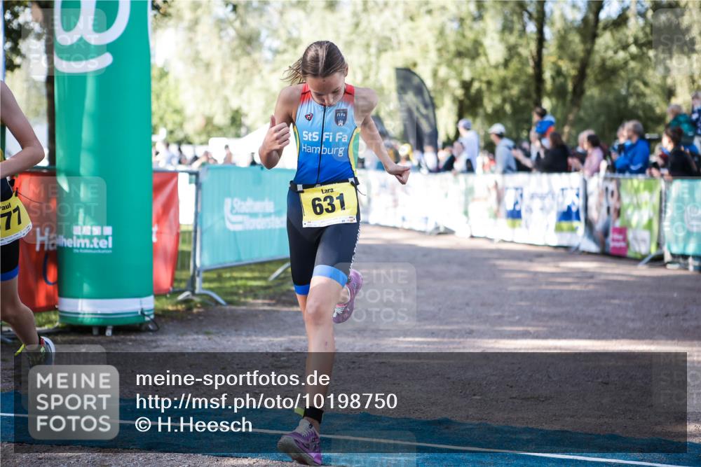 06.09.2026 - 20. Norderstedt Triathlon H.Heesch http://msf.ph/oto/10198750 06.09.2026 09:46:36 Ziel 631, 637, 638, 649, 677, 678 meine-sportfotos.de