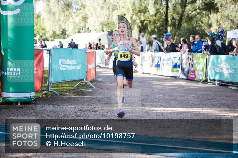 06.09.2026 - 20. Norderstedt Triathlon H.Heesch http://msf.ph/oto/10198757 06.09.2026 09:46:39 Ziel 631, 637, 638, 649, 677, 678, 685 meine-sportfotos.de