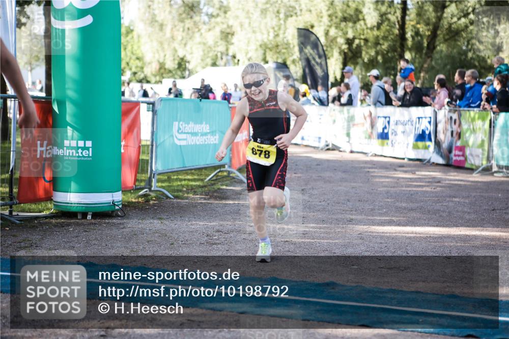 06.09.2026 - 20. Norderstedt Triathlon H.Heesch http://msf.ph/oto/10198792 06.09.2026 09:46:41 Ziel 631, 637, 638, 649, 677, 678, 685, 693 meine-sportfotos.de