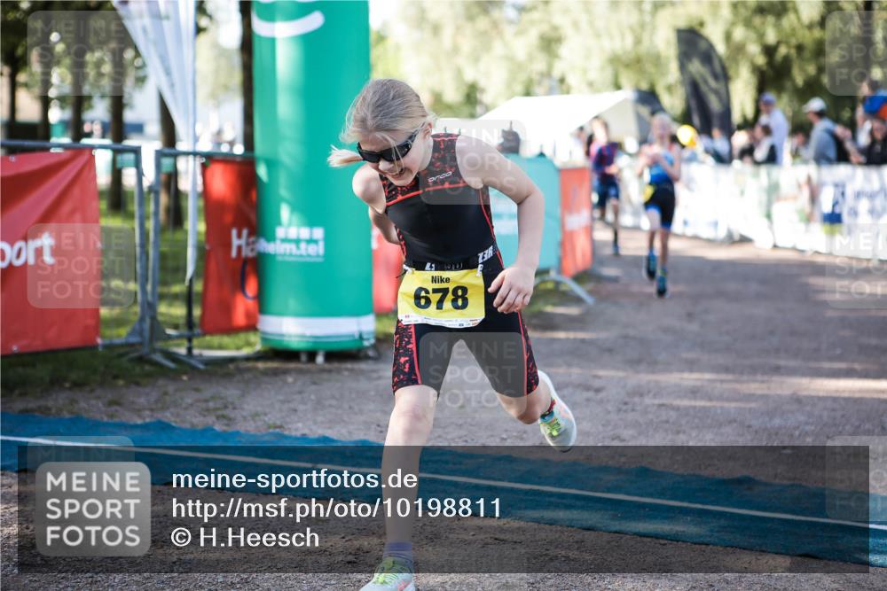 06.09.2026 - 20. Norderstedt Triathlon H.Heesch http://msf.ph/oto/10198811 06.09.2026 09:46:42 Ziel 631, 637, 649, 661, 677, 678, 685, 693 meine-sportfotos.de