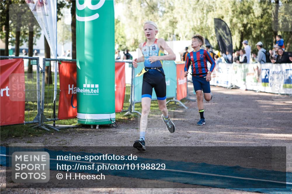 06.09.2026 - 20. Norderstedt Triathlon H.Heesch http://msf.ph/oto/10198829 06.09.2026 09:46:44 Ziel 607, 637, 649, 661, 678, 685, 693, 694 meine-sportfotos.de