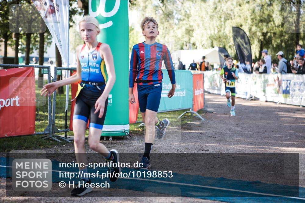 06.09.2026 - 20. Norderstedt Triathlon H.Heesch http://msf.ph/oto/10198853 06.09.2026 09:46:45 Ziel 607, 637, 649, 661, 678, 685, 693, 694 meine-sportfotos.de