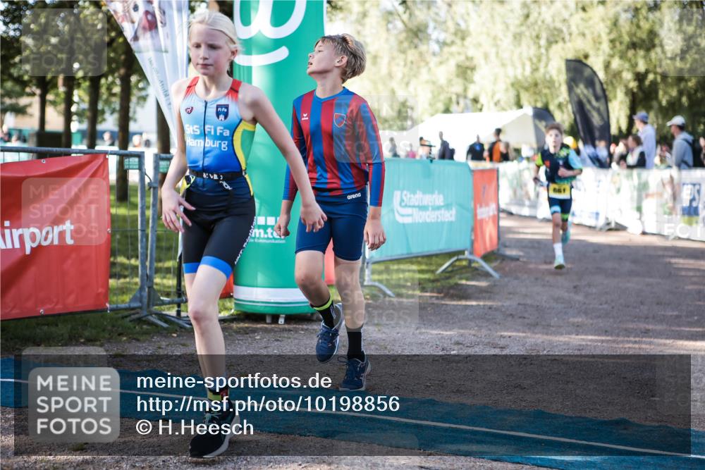 06.09.2026 - 20. Norderstedt Triathlon H.Heesch http://msf.ph/oto/10198856 06.09.2026 09:46:45 Ziel 607, 637, 649, 661, 678, 685, 693, 694 meine-sportfotos.de