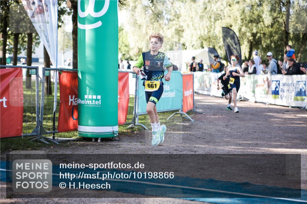 06.09.2026 - 20. Norderstedt Triathlon H.Heesch http://msf.ph/oto/10198866 06.09.2026 09:46:47 Ziel 607, 637, 649, 661, 678, 685, 693, 694 meine-sportfotos.de
