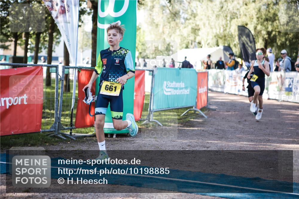 06.09.2026 - 20. Norderstedt Triathlon H.Heesch http://msf.ph/oto/10198885 06.09.2026 09:46:47 Ziel 607, 637, 649, 661, 678, 685, 693, 694 meine-sportfotos.de