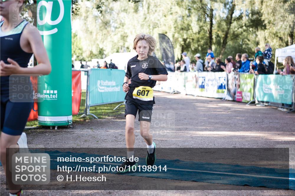 06.09.2026 - 20. Norderstedt Triathlon H.Heesch http://msf.ph/oto/10198914 06.09.2026 09:46:49 Ziel 607, 661, 676, 685, 693, 694 meine-sportfotos.de
