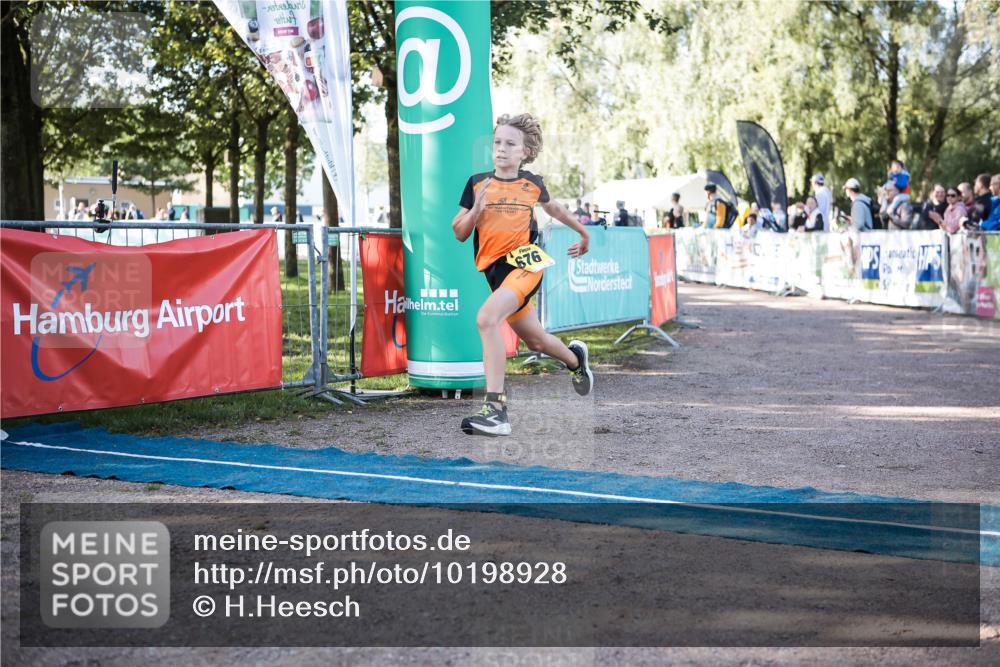 06.09.2026 - 20. Norderstedt Triathlon H.Heesch http://msf.ph/oto/10198928 06.09.2026 09:46:53 Ziel 607, 658, 661, 676, 694 meine-sportfotos.de