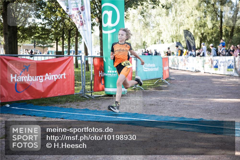 06.09.2026 - 20. Norderstedt Triathlon H.Heesch http://msf.ph/oto/10198930 06.09.2026 09:46:53 Ziel 607, 658, 661, 676, 694 meine-sportfotos.de