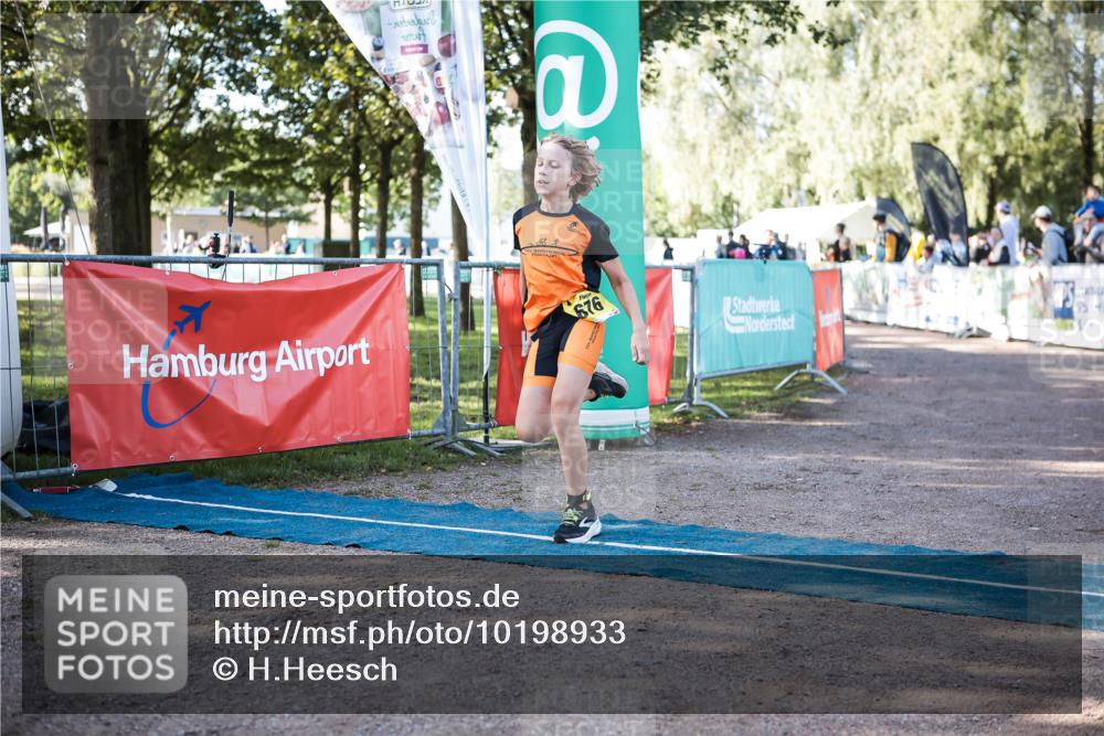 06.09.2026 - 20. Norderstedt Triathlon H.Heesch http://msf.ph/oto/10198933 06.09.2026 09:46:53 Ziel 607, 658, 661, 676, 694 meine-sportfotos.de