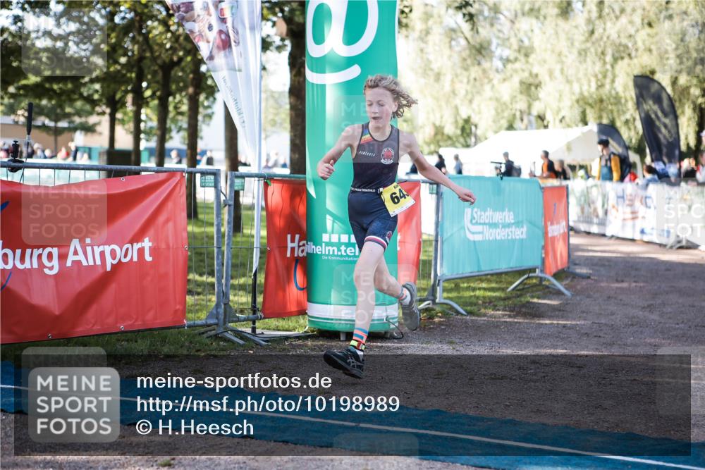 06.09.2026 - 20. Norderstedt Triathlon H.Heesch http://msf.ph/oto/10198989 06.09.2026 09:47:01 Ziel 643, 658 meine-sportfotos.de