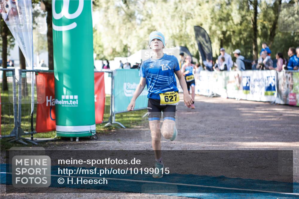 06.09.2026 - 20. Norderstedt Triathlon H.Heesch http://msf.ph/oto/10199015 06.09.2026 09:47:07 Ziel 606, 627, 643 meine-sportfotos.de