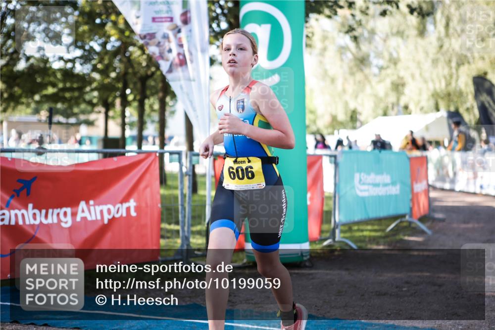 06.09.2026 - 20. Norderstedt Triathlon H.Heesch http://msf.ph/oto/10199059 06.09.2026 09:47:10 Ziel 606, 627 meine-sportfotos.de