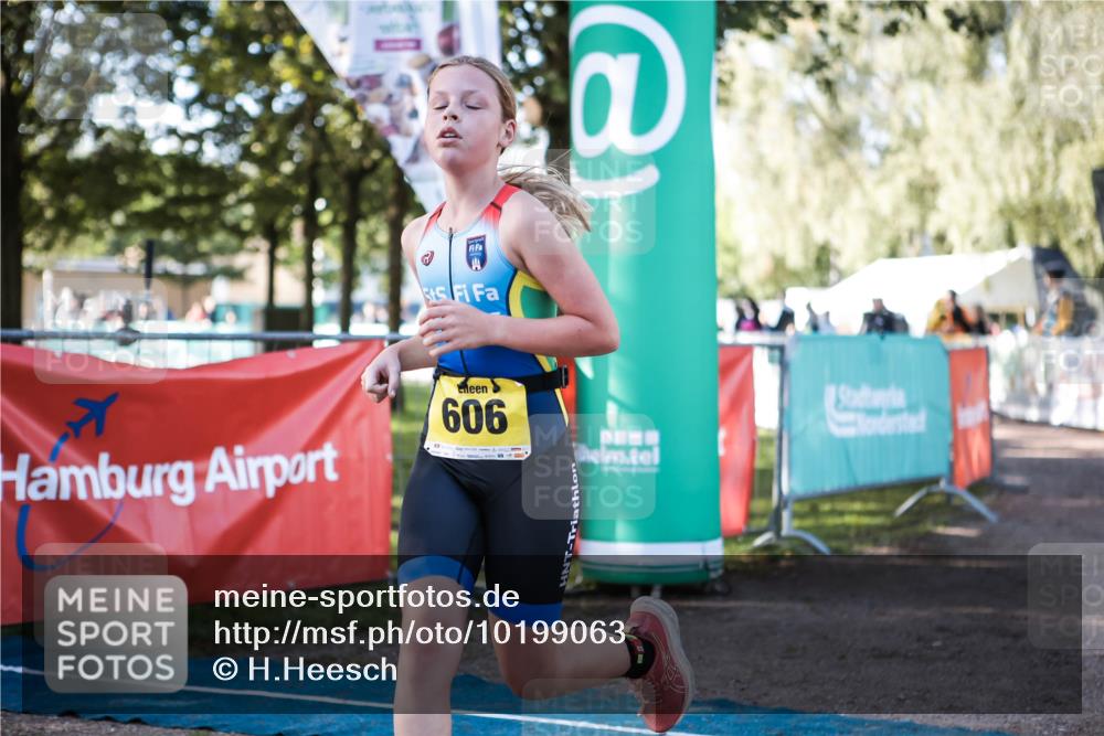 06.09.2026 - 20. Norderstedt Triathlon H.Heesch http://msf.ph/oto/10199063 06.09.2026 09:47:10 Ziel 606, 627 meine-sportfotos.de