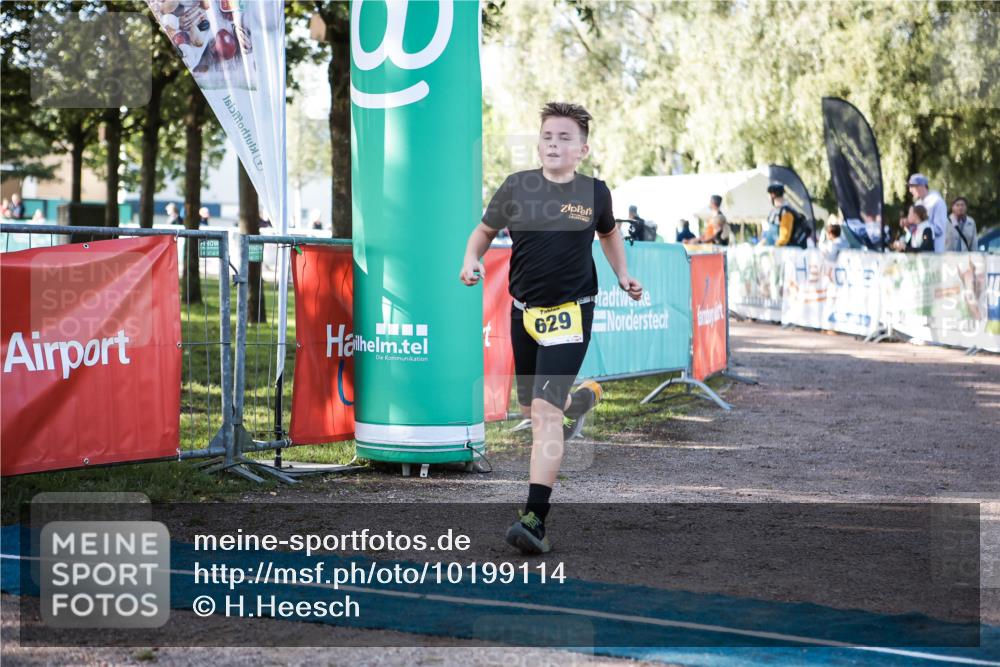 06.09.2026 - 20. Norderstedt Triathlon H.Heesch http://msf.ph/oto/10199114 06.09.2026 09:47:34 Ziel 629, 698 meine-sportfotos.de